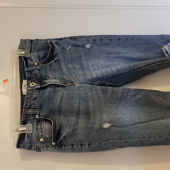 DEX distressed jeans - Picture 2 of 8